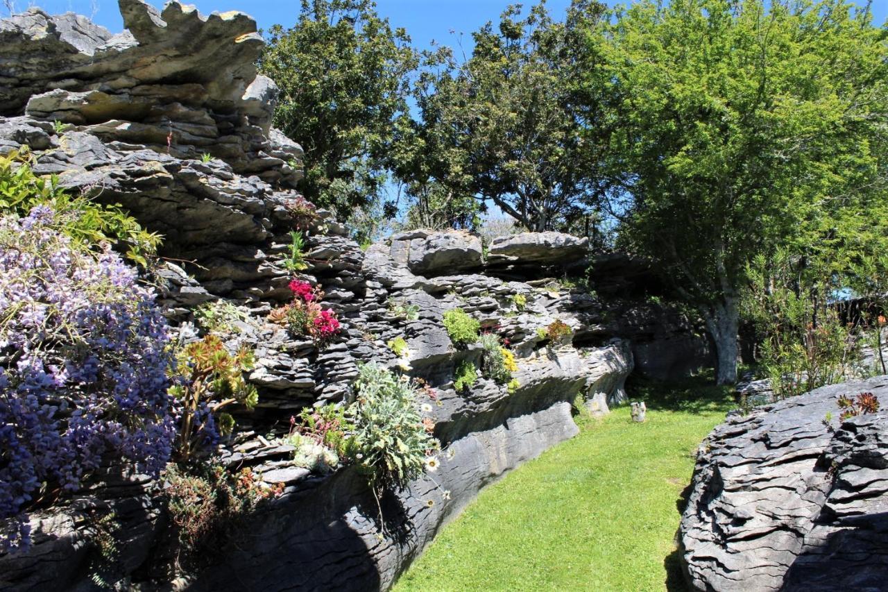 Labyrinth Gardens Guest House Takaka Kültér fotó