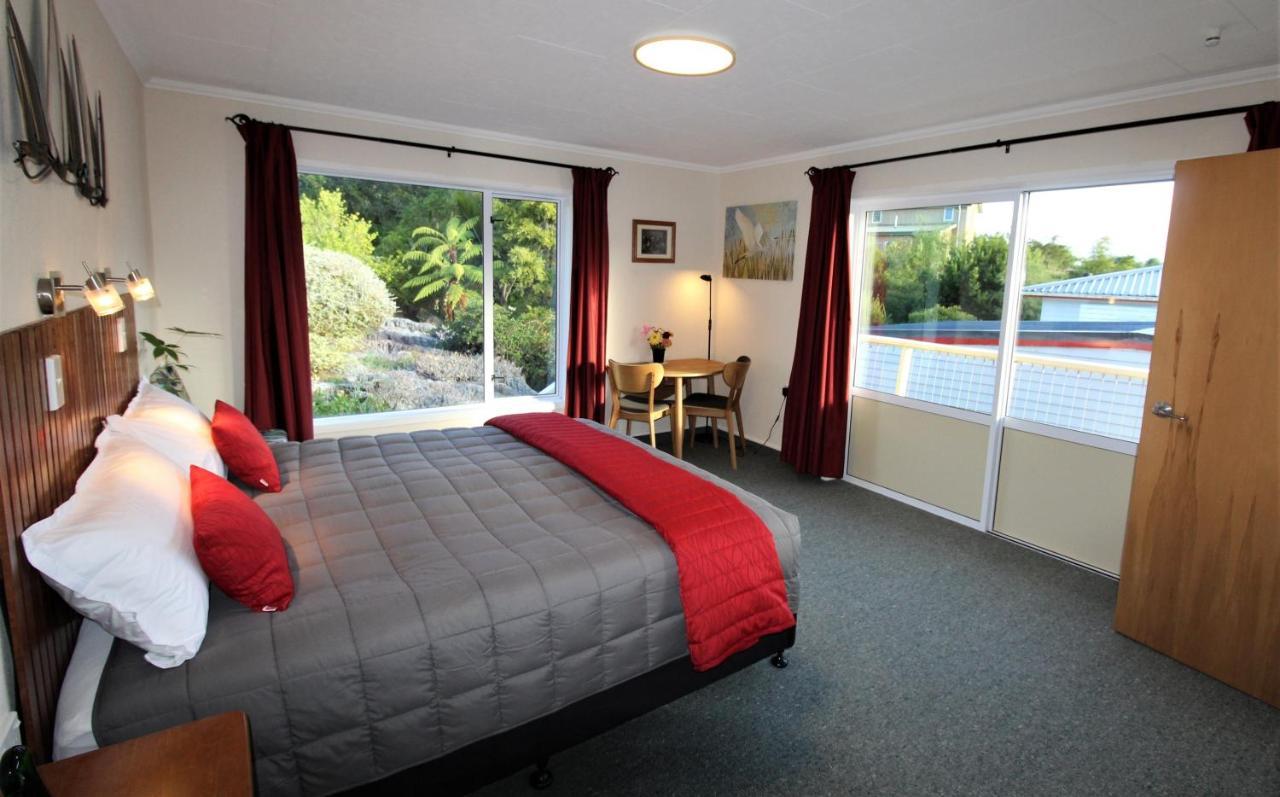 Labyrinth Gardens Guest House Takaka Kültér fotó
